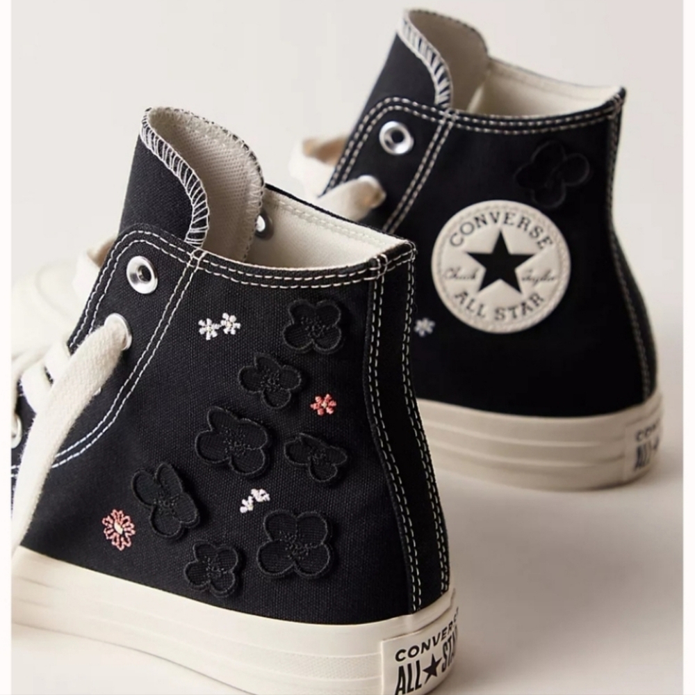 NIB Chuck Taylor All Star Hi Greenhouse Sneakers